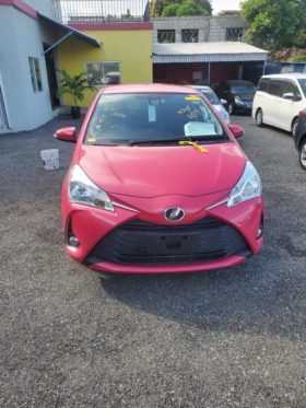 2017 TOYOTA VITZ PINK