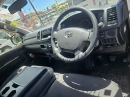 2019 HIGH TOP TOYOTA HIACE full