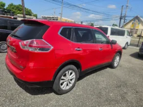 2016 Nissan Xtrail Red